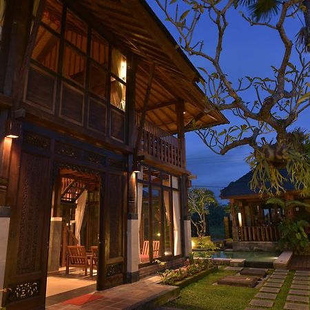 Wooden Villa By Prasi أوبود المظهر الخارجي الصورة