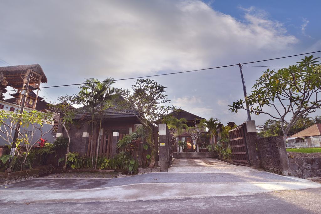 Wooden Villa By Prasi أوبود المظهر الخارجي الصورة